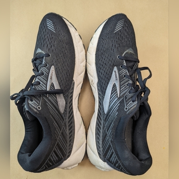 Brooks Adrenaline GTS 19 Black Running Shoes Men\'s 11.5  D 1102941D047 main image 6